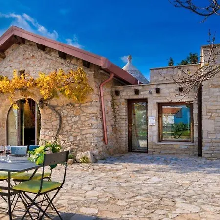 Barsento Sleeps 10 Pool Air Con Wifi Alberobello