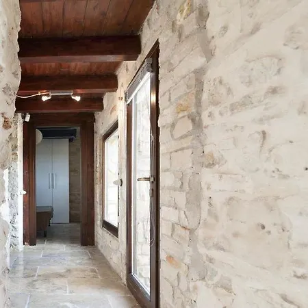 Barsento Sleeps 10 Pool Air Con Wifi * Alberobello